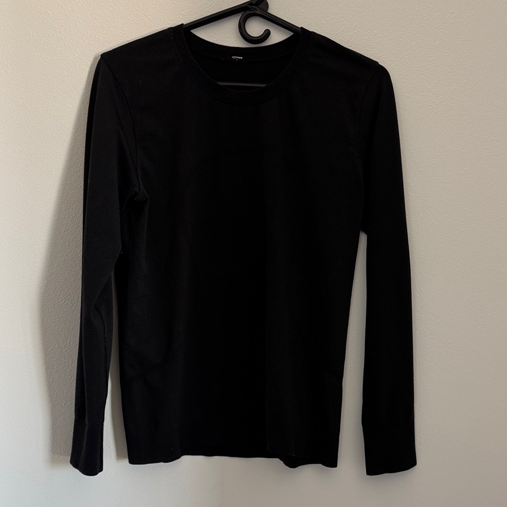 Lululemon run swiftly women’s size 8 Black Long Sleeve Shirt